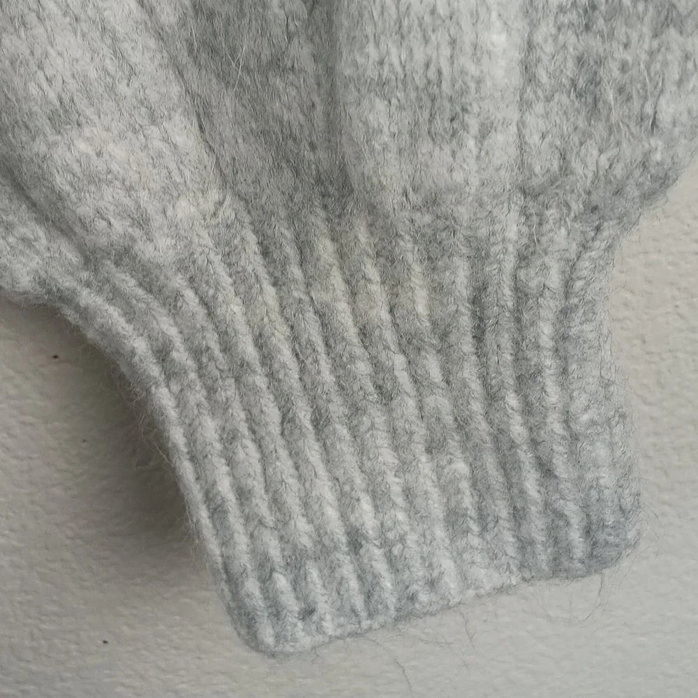 G B Womens Gray Cable Knit Turtleneck Oversized Chunky  Sweater sz M Preppy